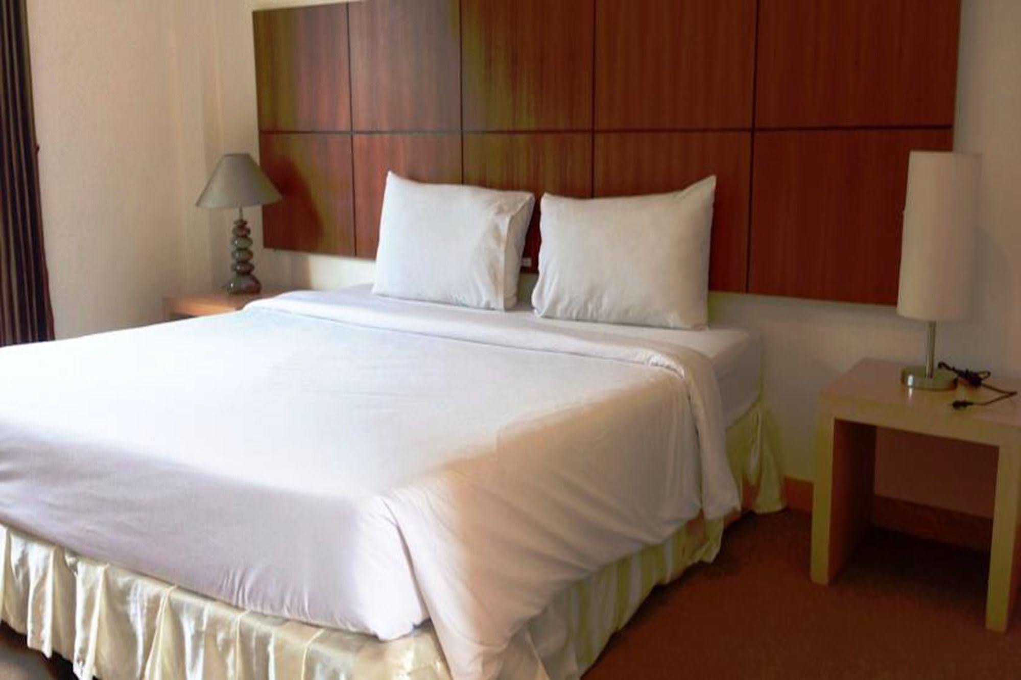 Myqxpress.Chaweng Hotel Koh Samui Exterior photo